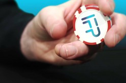 Видео: Трюки с покерными фишками 8 — The Twirl