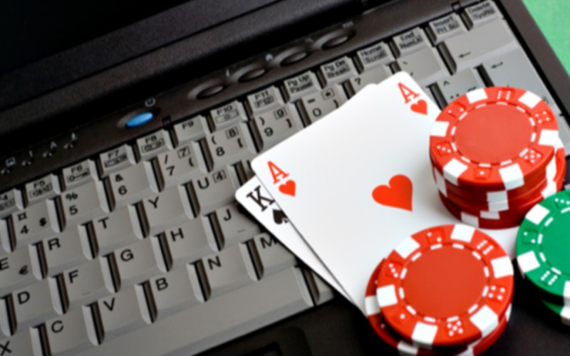 В Канаде запретили покер