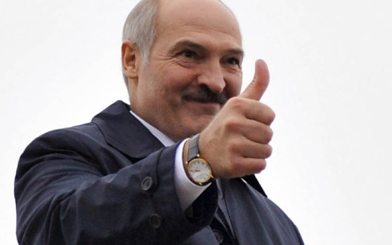 Лукашенко ввел налог для тунеядцев